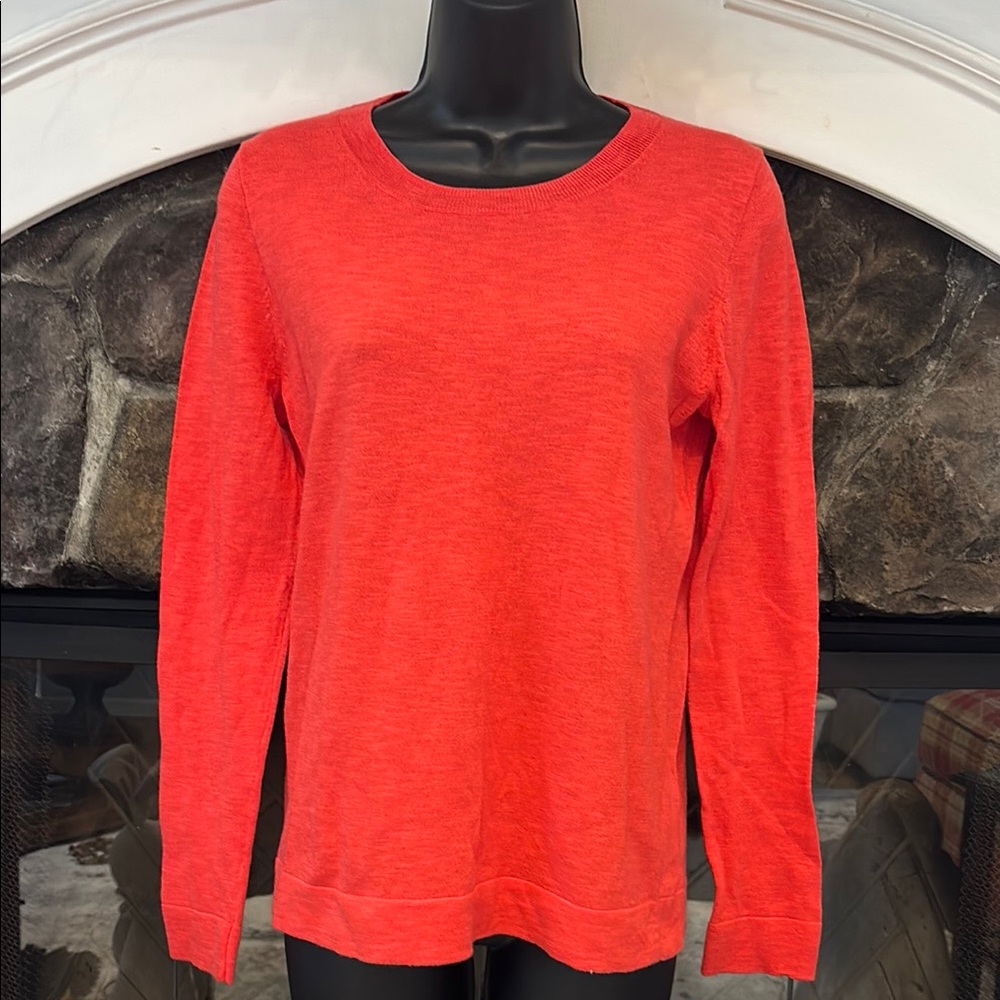 Women's J.Crew Orange Long Sleeve light sweater size Small